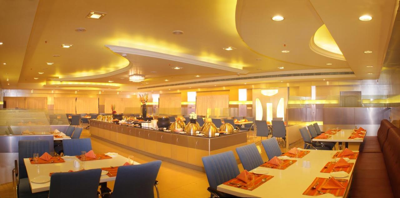 Hotel Dsf Grand Plaza Thoothukudi Bagian luar foto