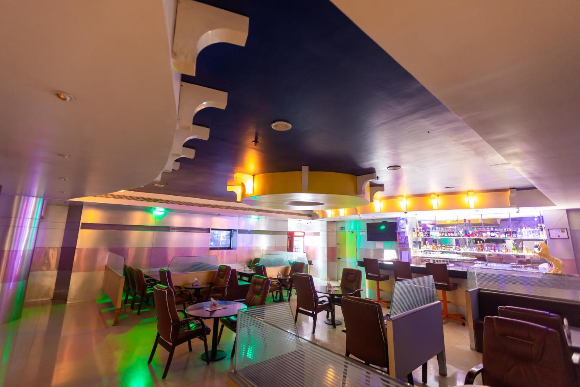 Hotel Dsf Grand Plaza Thoothukudi Bagian luar foto