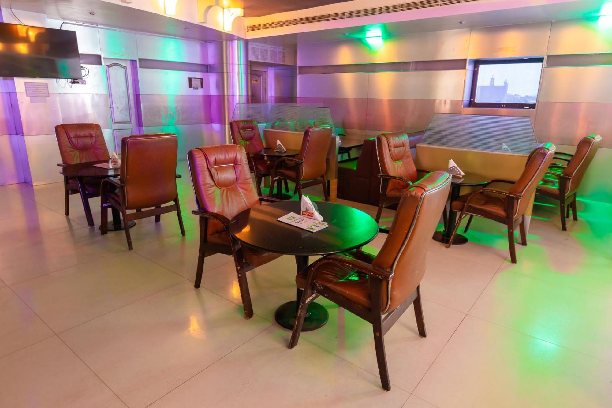 Hotel Dsf Grand Plaza Thoothukudi Bagian luar foto