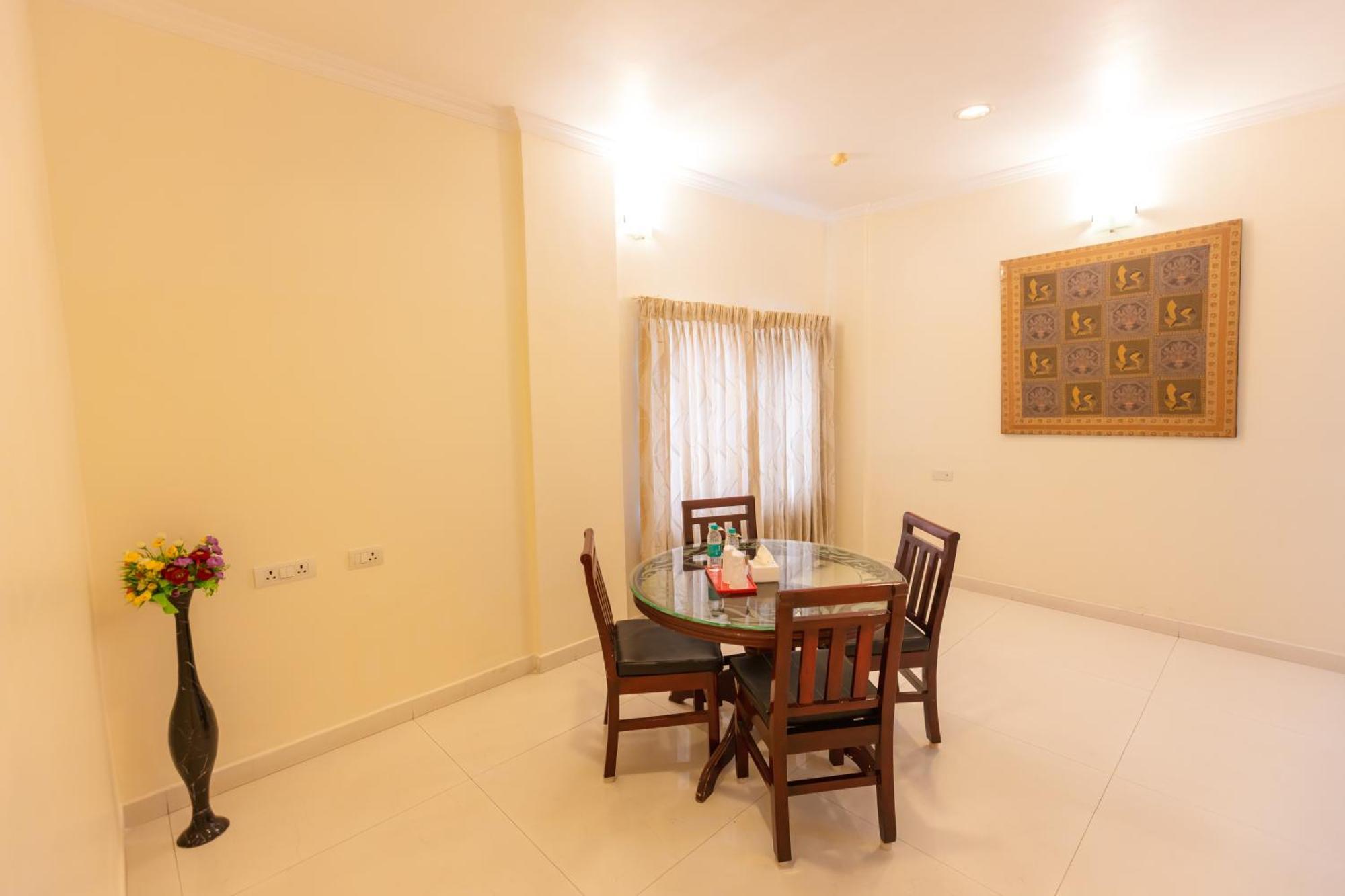 Hotel Dsf Grand Plaza Thoothukudi Bagian luar foto